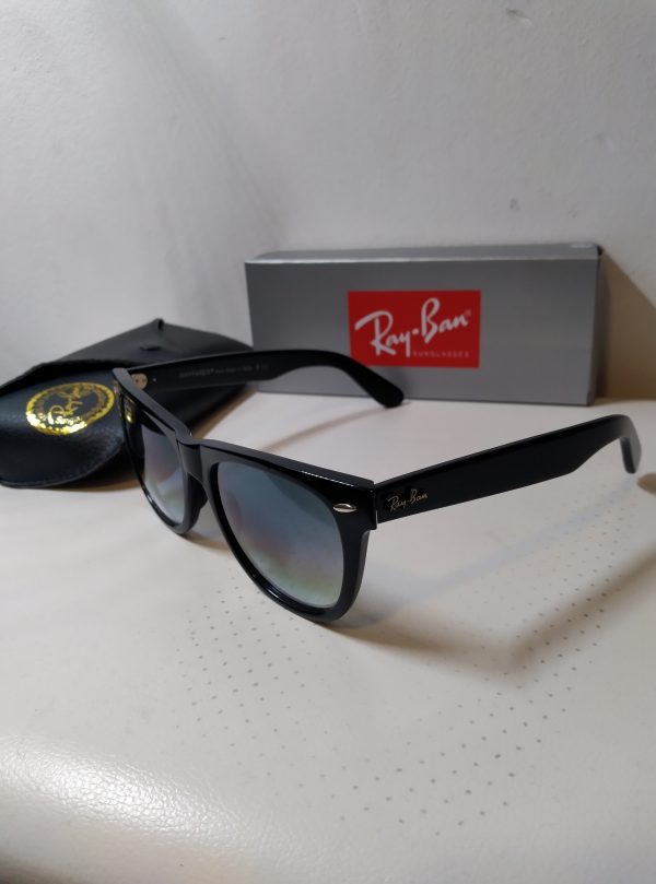 Wayfarer.