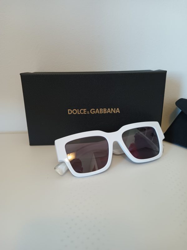 D&G - Image 8