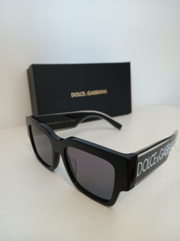 D&G - Image 7
