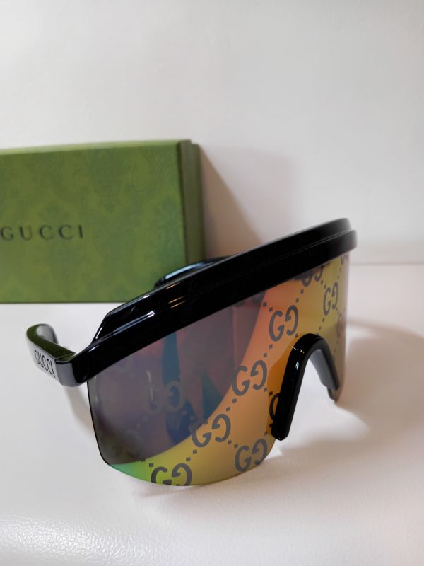 Gc. - Image 2