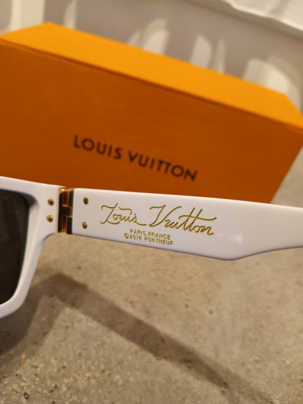 Lv. - Image 3