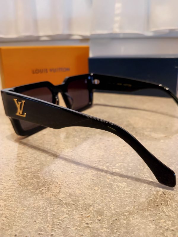 Lv. - Image 9